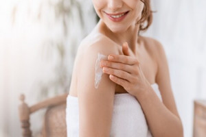 No More Kulit Kusam! 7 Body Lotion Terbaik untuk Cerahkan Kulit