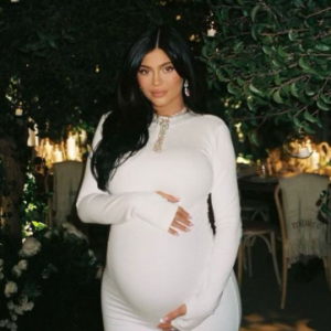 Wow! Kylie Jenner Jadi Perempuan Pertama yang Miliki 300 Juta Pengikut Instagram