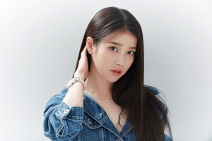 Punya Suara Merdu, Ini 10 OST yang Dinyanyikan oleh IU