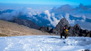 Keren Banget! 4 Destinasi Wisata Alam Papua Wajib Kamu Kunjungi