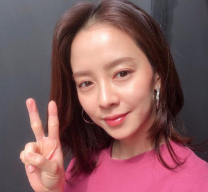 Tetap Karantina Mandiri, Song Ji Hyo Dikabarkan Negatif Covid-19