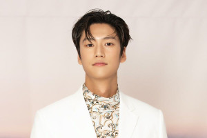 Profil Na In Woo, Pengganti Kim Seon Ho di '2 Days 1 Night'