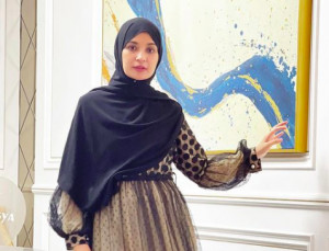 Ini Alasan Shireen Sungkar Sempat Gagal Naik Haji Berkali-kali