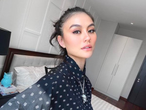 Rayakan Ulang Tahun Ke-36, Agnez Mo Joget Asik Pakai Seragam SMP