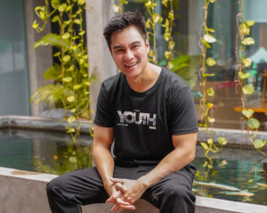 Selalu Nemu Ular, Warganet Minta Baim Wong Rukiah Rumah