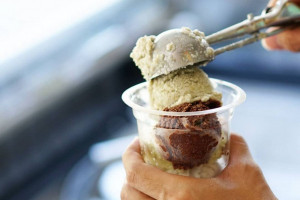 Dibuat dengan Garam dan Es Batu, Yuk Bikin Es Puter