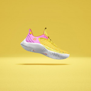 Under Armour Suguhkan Kolaborasi Stephen Curry dan Sesame Street