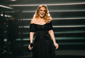 Sempat Simpang Siur, Adele Pastikan Tampil di BRIT Award 2022