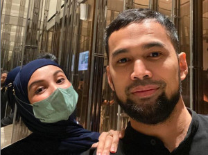 Foto Shireen Sungkar Terpampang di Truk, Teuku Wisnu: Itu Istri Saya