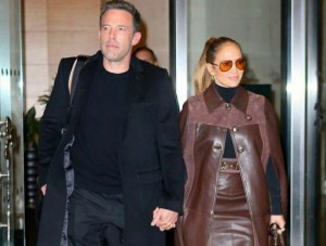 Kembali Jalin Kasih, Jennifer Lopez Dikabarkan Siap Tunangan dengan Ben Affleck