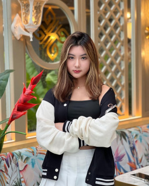 Intip Gaya Fashion Kekinian Shannon Wong, Selebgram yang Jadi Sorotan