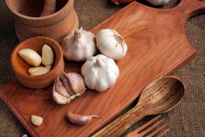 Tanpa Obat, Begini Cara Bersihkan Pembuluh Darah dengan Makanan Sehat