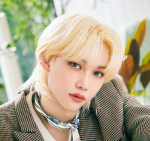 Felix Stray Kids Alami Cedera Punggung, Agensi Batasi Aksinya di Fan Meeting