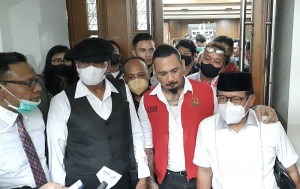 Dua Kali Mediasi, Ayah Jerinx Bongkar Adam Deni Minta Rp 15 Miliar