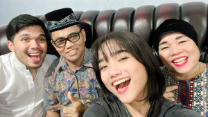 Momen Langka, Thariq Halilintar Bertemu dengan Keluarga Fuji