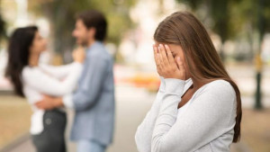 Bisa Jadi Tanda Trauma, Ini Arti Mimpi Pasangan Selingkuh