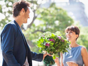 Selain Bunga, 5 Buket Ini Bisa Jadi Ide Kado Valentine