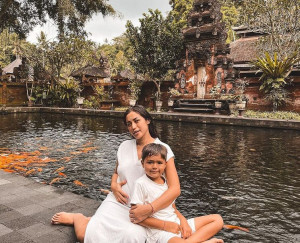 El Barack Positif Covid-19, Kini Jessica Iskandar Bersamaan Masuk Rumah Sakit
