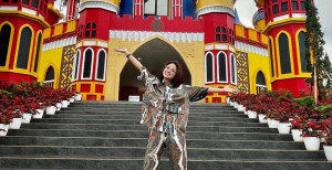 Bangun Tempat Wisata Taman Bunga, Dewi Perssik: ‘Titipan Allah Lagi’