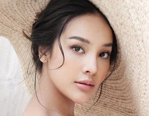 Lagi-Lagi Anya Geraldine Jadi Pelakor, Sinopsis Film Terbaru "Garis Waktu"