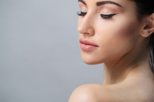 Lash Lift Bahayakah? Ini Dia Cara Memanjangkan Bulu Mata dengan Bahan Alami