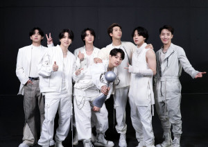 Bikin Rekor Baru, BTS Menangkan IFPI Global Recording Artist of The Year