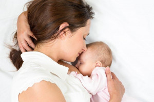 Moms, Ini 5 Manfaat Dengarkan Musik Instrumental bagi Ibu Usai Melahirkan