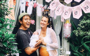 Nadine Chandrawinata Bongkar Kata Pertama Dimas Anggara saat Anak Lahir