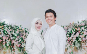 Rayakan Anniversary Ke-3, Syahrini dan Reino Barack Kompak Beri Kata-Kata Romantis