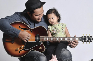 5 Bayi Artis Dapat Kado "Lagu" dari Orang Tua