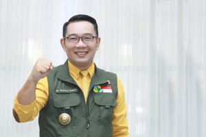 Jadi Fotografer Dadakan, Gubernur Jawa Barat Ridwan Kamil Diminta Tak Alih Profesi