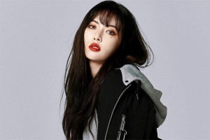 Terpapar Covid-19, Penyanyi HyunA Alami Gejala Ringan