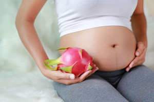 Baik untuk Kesehatan, Ini 7 Manfaat Buah Naga bagi Ibu Hamil
