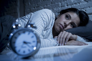 Sering Overthinking saat Malam Hari? Ini Penyebabnya!