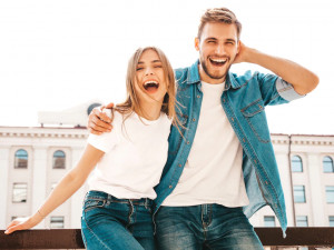 5 Tanda Kamu Menjadi "Badut" dalam Hubungan Cinta Tak Terbalas