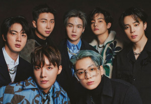 Bikin Bangga ARMY, BTS Borong 10 Piala di Japan Golden Disc Awards 2022