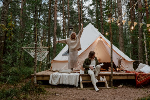 5 Lokasi Glamping di Jawa Barat, Dijamin Instagramable!