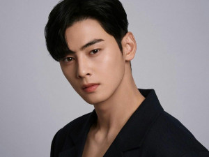Bergejala Ringan, Cha Eun Woo Dinyatakan Positif Covid-19