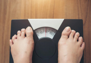Turunkan Berat Badan, Konsumsi 5 Minuman Menjalang Tidur Malam