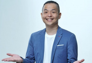Siap Produksi, Ernest Prakasa Ungkap "Cek Toko Sebelah 2" Hadirkan Konflik Perempuan