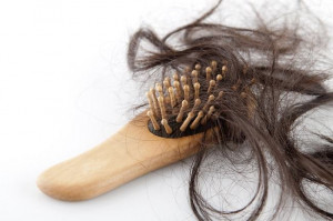 Tak Disadari, 5 Kebiasaan Buruk Sebabkan Rambut Rontok