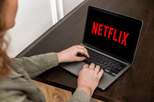 Hampir Gunakan Suara Kambing, Ini Kisah Unik di Balik Bunyi "Tudum" Netflix