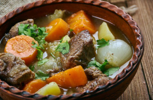 Menu Utama hingga Penutup, Resep Hidangan Komplit untuk Berbuka Puasa