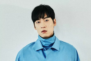Solois John Park Akan Menikah pada Juni 2022