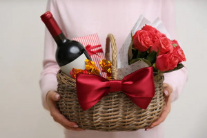 Gak Selalu Makanan, 5 Ide Hampers Lebaran yang Penuh Makna