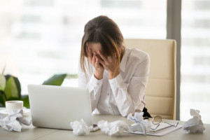 Cegah Burnout,  5 Cara Atasi Stres karena Pekerjaan