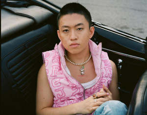 Tampil Memukau, Rich Brian Hadirkan Monas di Panggung Coachella