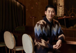 Aktor Yoon Kye Sang Akan Gelar Resepsi Pernikahan pada Musim Panas