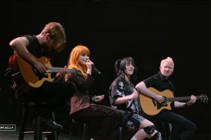 Hayley Williams dan Billie Eilish Beri Kejutan Lewat Penampilan Kolaborasi di Coachella