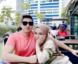 Diduga Jadi Korban KDRT, Medina Zein Laporkan Sang Suami ke Polisi